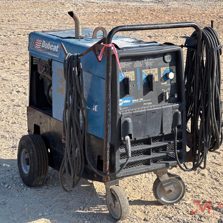 MILLER BOBCAT 250 907211 WELDER/GENERATOR