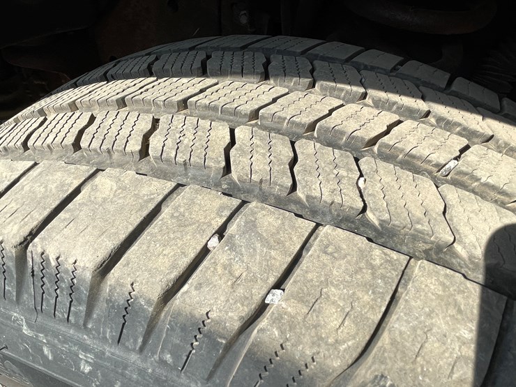 2016-ford-f350-image-25