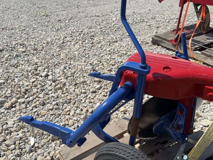 2-bottom-fast-hitch-disc-plow-image-26