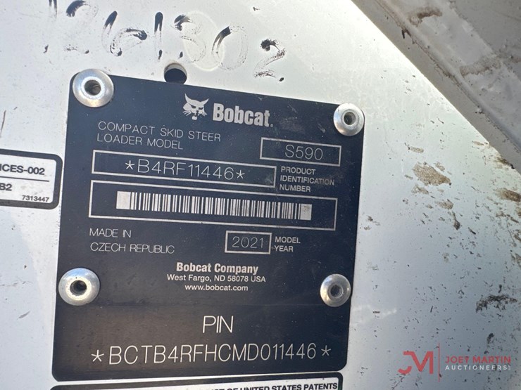 2021-bobcat-s590-image-12
