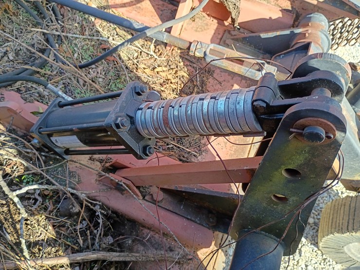 bush-hog-2615l-image-33