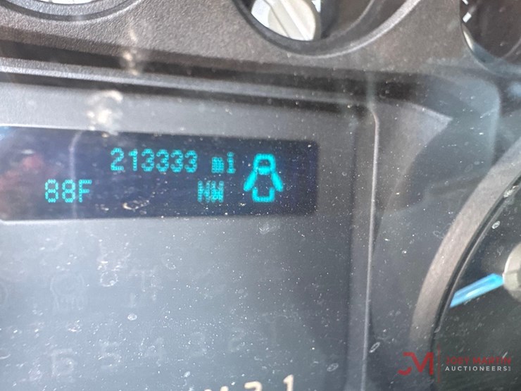 2016-ford-f250-xl-image-20