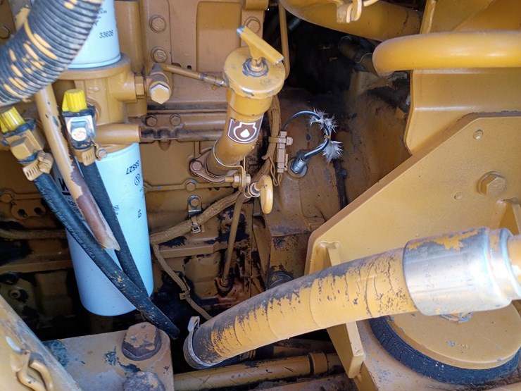 2002-caterpillar-953c-image-47