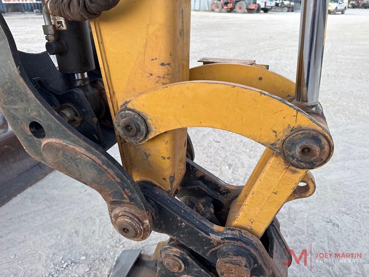 2018-caterpillar-305e2-cr-image-12