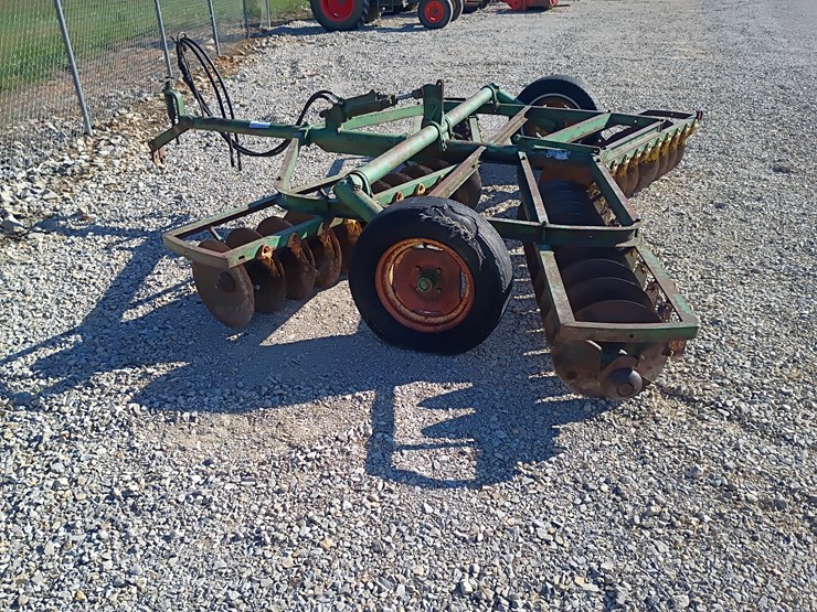 john-deere-12-image-4