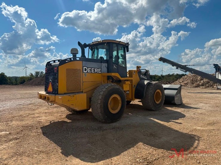2015-deere-644k-image-6