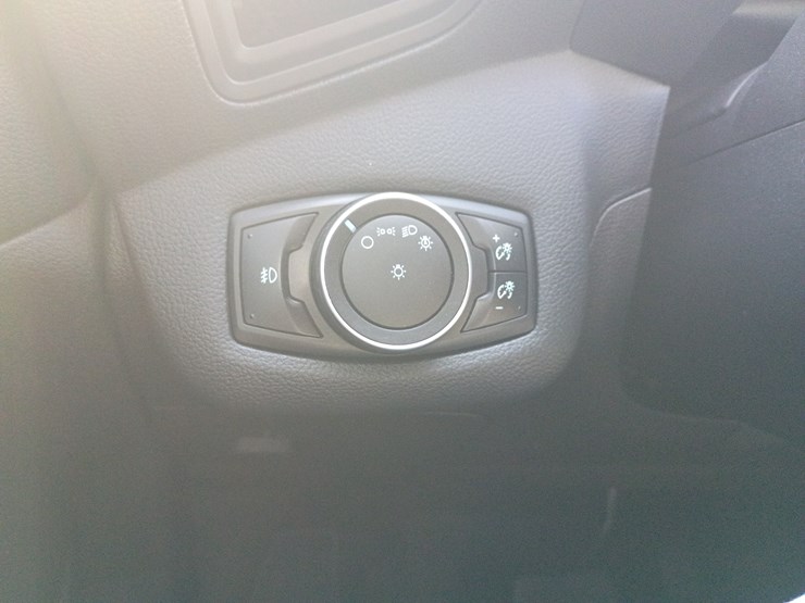 2016-ford-escape-image-59