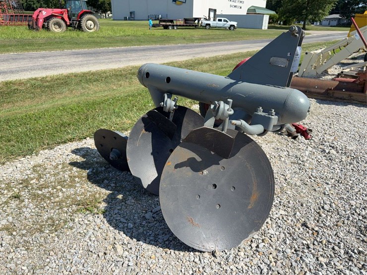 2-bottom-mounted-disc-plow-image-1