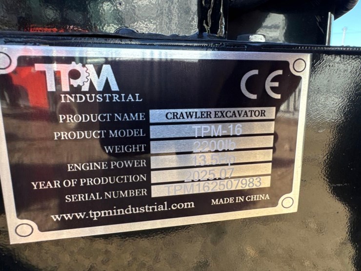 new-tpm-industrial-co-mini-excavator-model-tpm-16-image-10