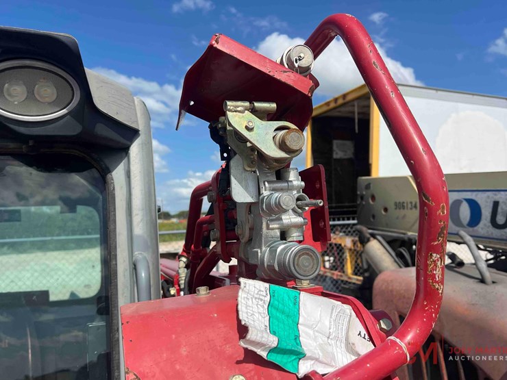 2019-takeuchi-tl12r2-image-6