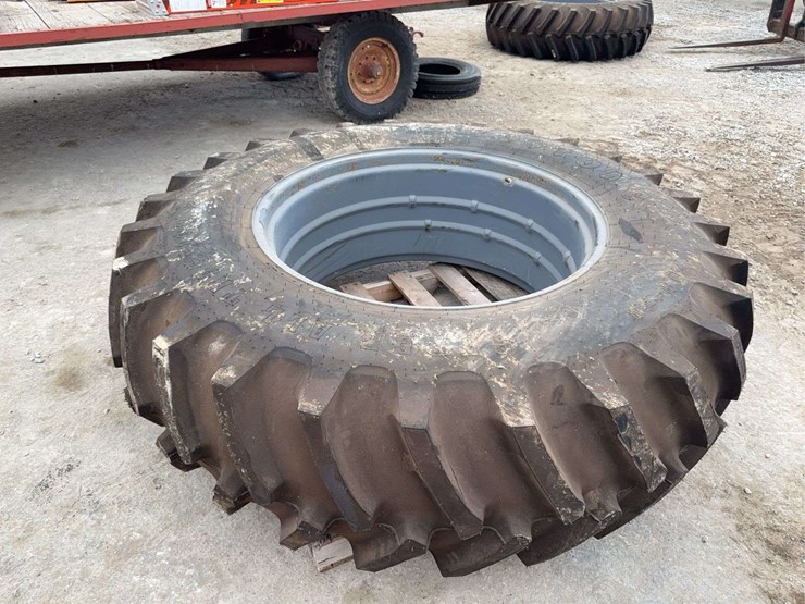 new-firestone-20.8–38-tires-image-2