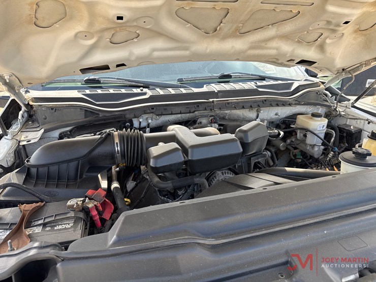 2018-ford-f350-xl-image-14