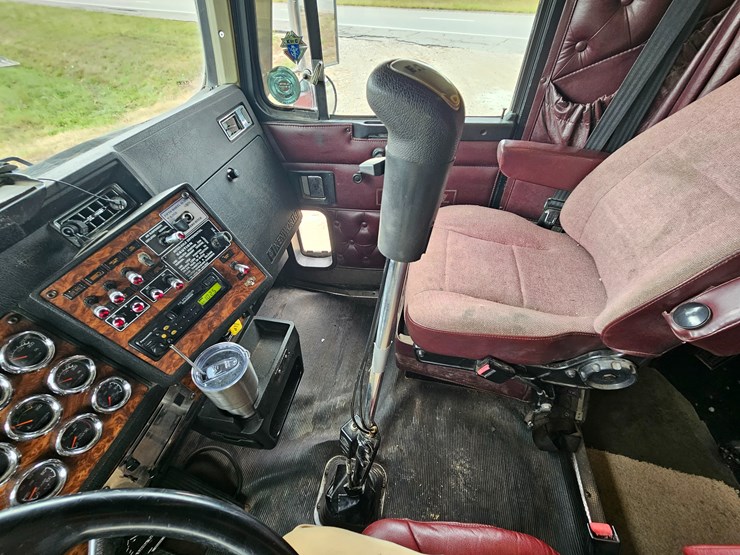 2000-kenworth-w900-image-64