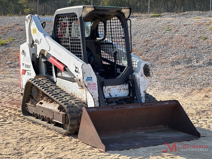 2017-bobcat-t590-image-1