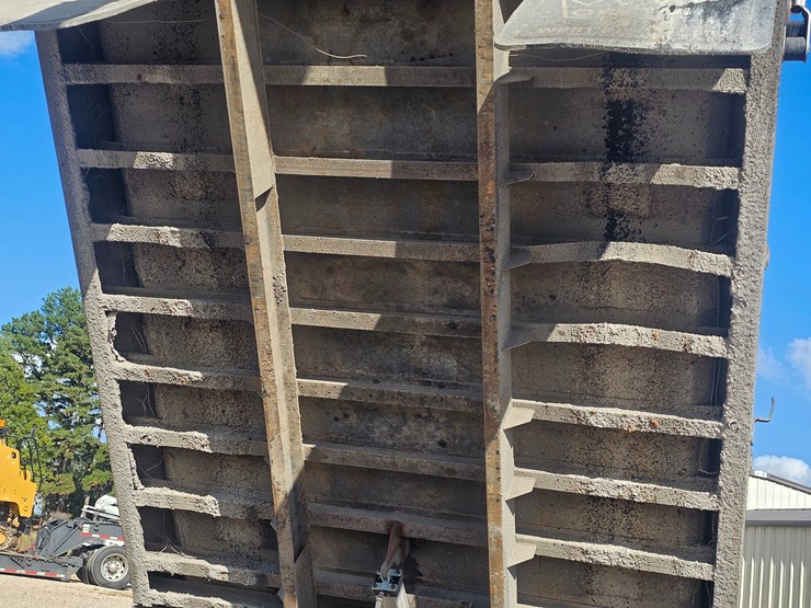 1989-peterbilt-379-image-67