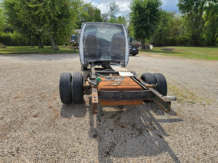 2008-ford-e450-image-14