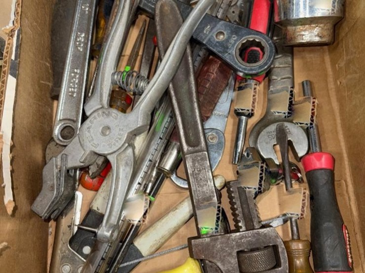 lot-of-asst-wrenches,-sockets-and-hand-tools,-some-craftsman,-and-more-image-2