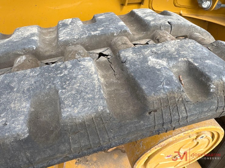 2022-caterpillar-249d3-image-4