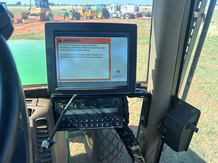 1996-john-deere-7600-image-28