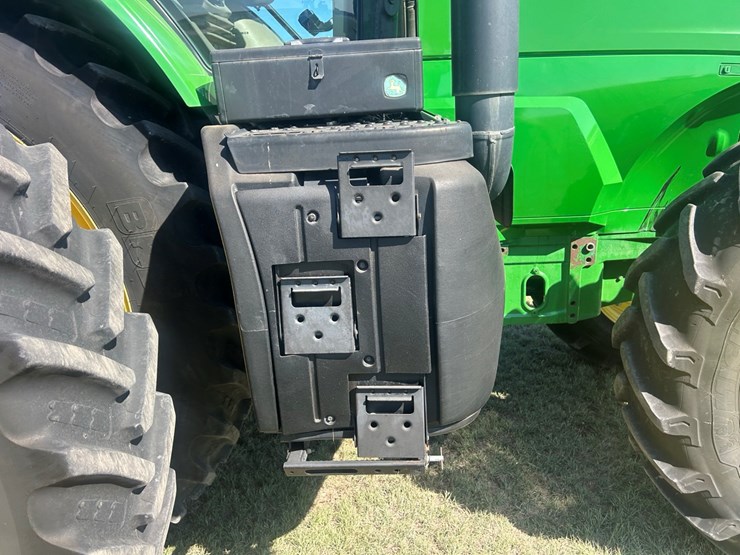 2012-john-deere-7215r-image-13