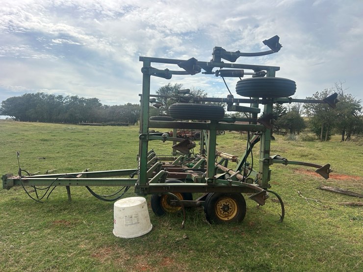 john-deere-1610-image-6