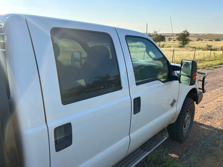 2011-ford-f250-image-17