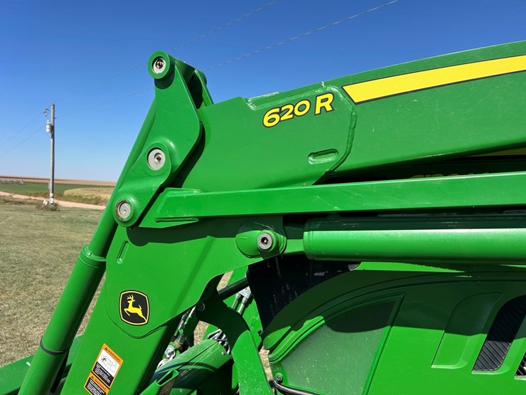 2023-john-deere-6130m-image-40