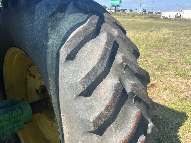 john-deere-4640-image-9