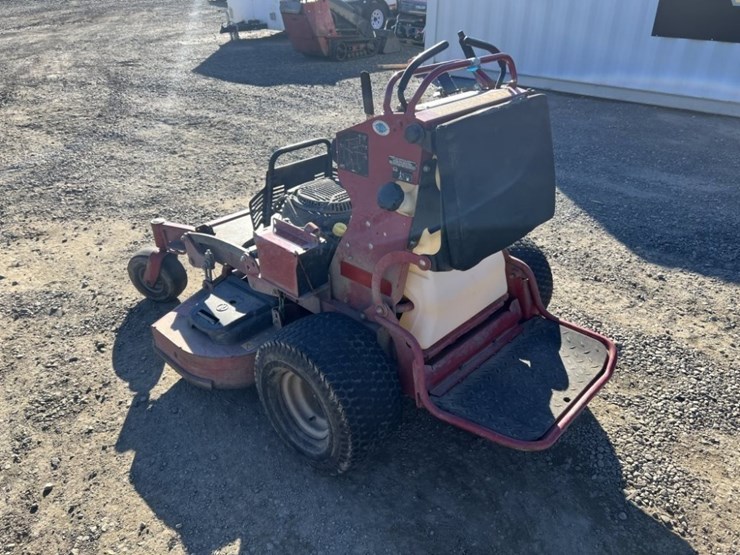 2019-toro-grandstand-rotary-mower-image-6