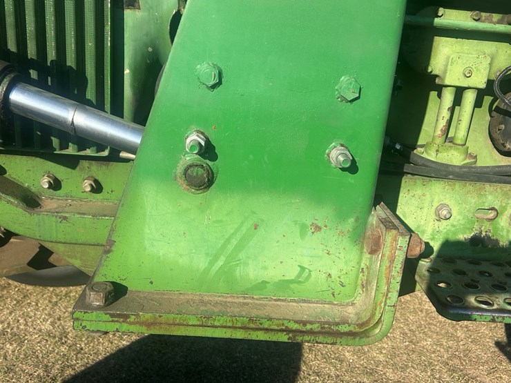 john-deere-4240-image-17
