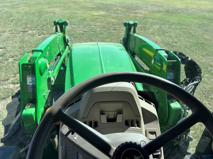 2023-john-deere-6130m-image-29