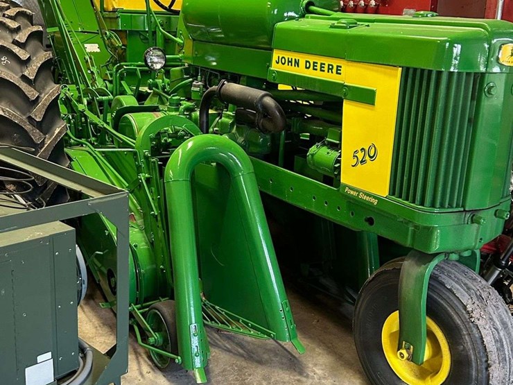 john-deere-520-image-2