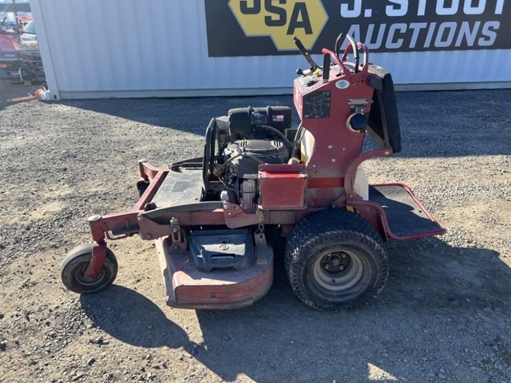 2019-toro-grandstand-rotary-mower-image-7