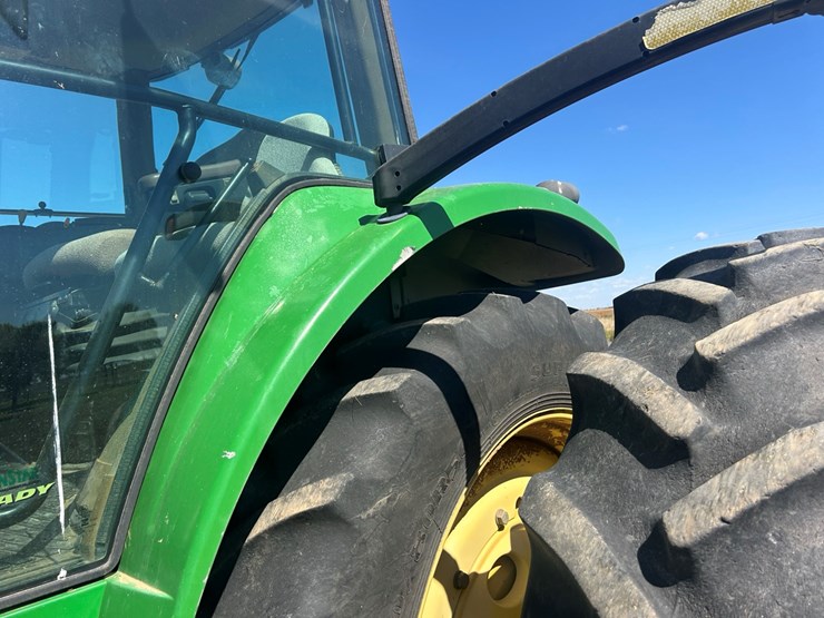 2005-john-deere-8420-image-34