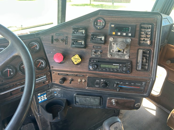 1999-caterpillar-c12-image-34