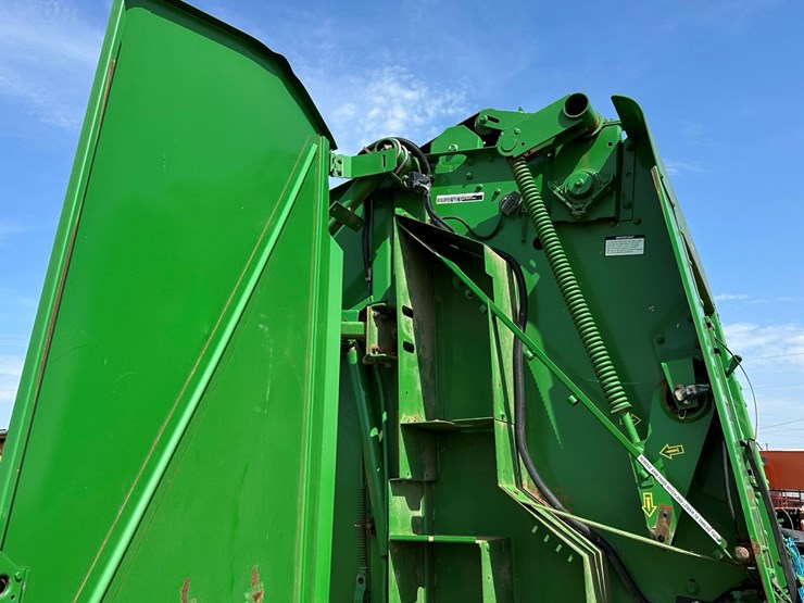 john-deere-468-image-19