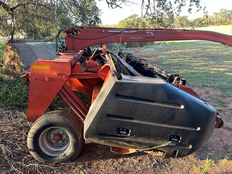 massey-ferguson-1476-image-2