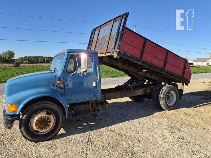 1990-international-flatbed-8462-image-20