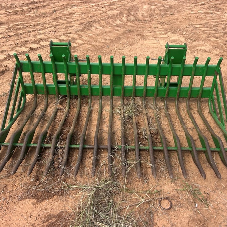 JOHN DEERE 740