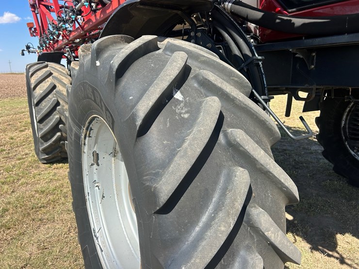 2020-case-ih-patriot-4440-image-17