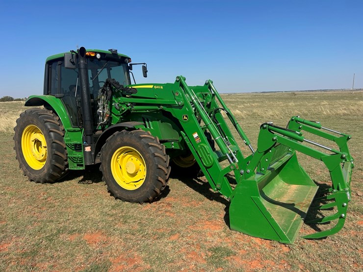2014-john-deere-6140m-image-1