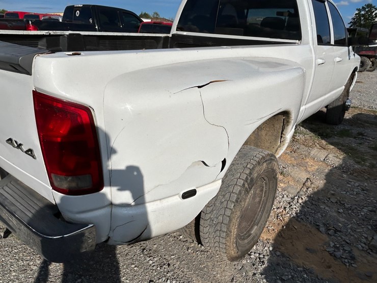 2005-dodge-ram-3500-image-7