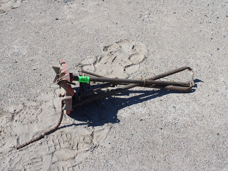 #1022-•-rigid-tristand-image-1