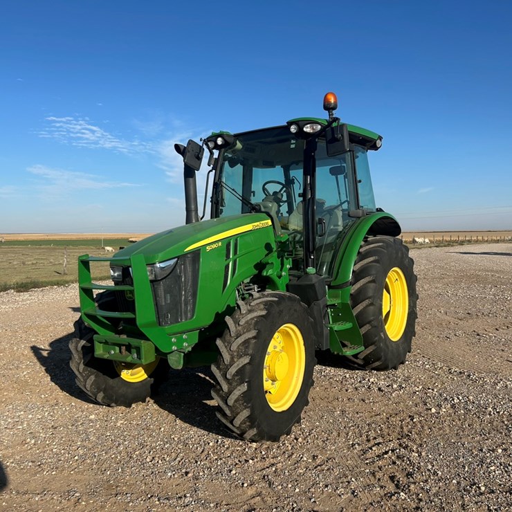JOHN DEERE 5090R