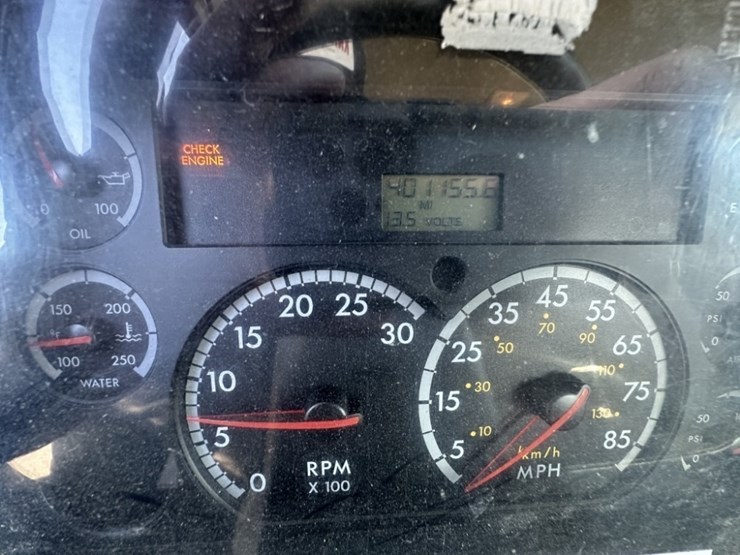 2004-sterling-9500-vactor-vacuum-truck-image-21