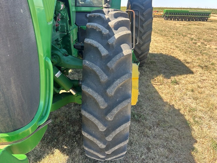 2005-john-deere-8420-image-22