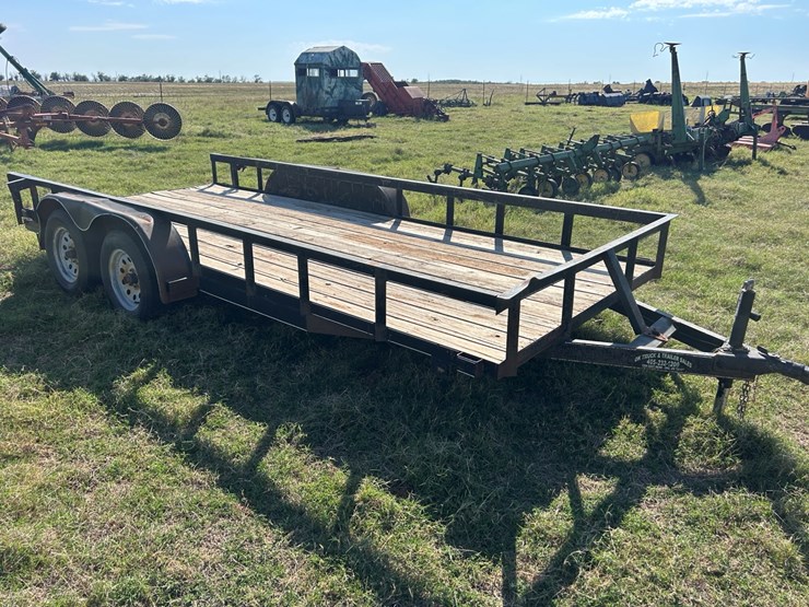 #82-•-utility-trailer-image-3