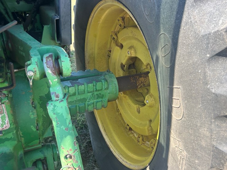 john-deere-4640-image-8