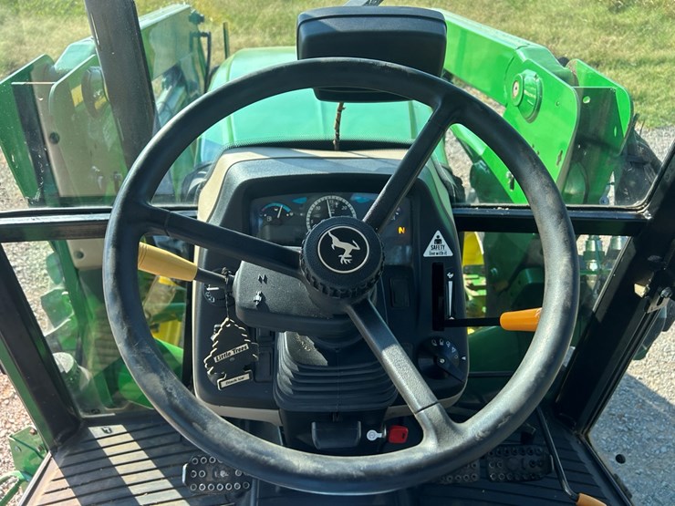john-deere-5075e-image-26
