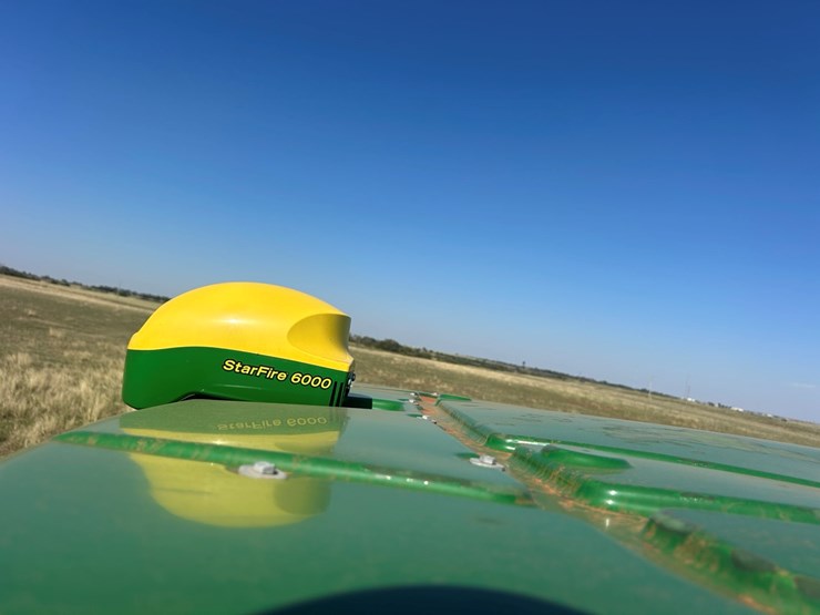 2014-john-deere-7210r-image-44